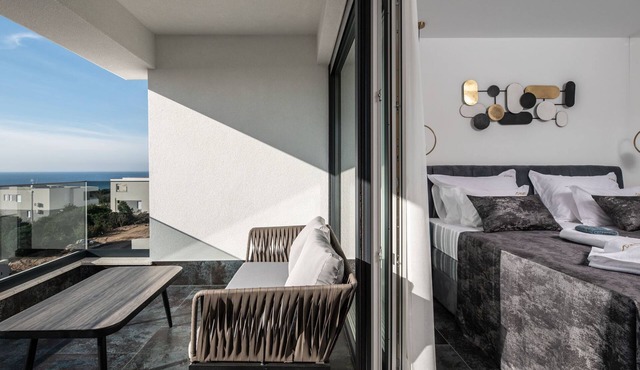 Luxusvilla Travera mit privatem Pool und Jacuzzi by Interhome