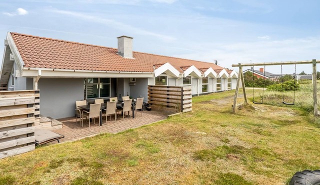 "Luzy" - 600m from the sea by Interhome