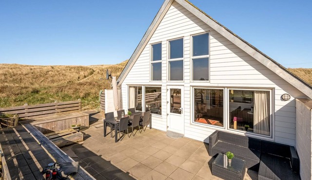 "Luzy" - 75m from the sea by Interhome