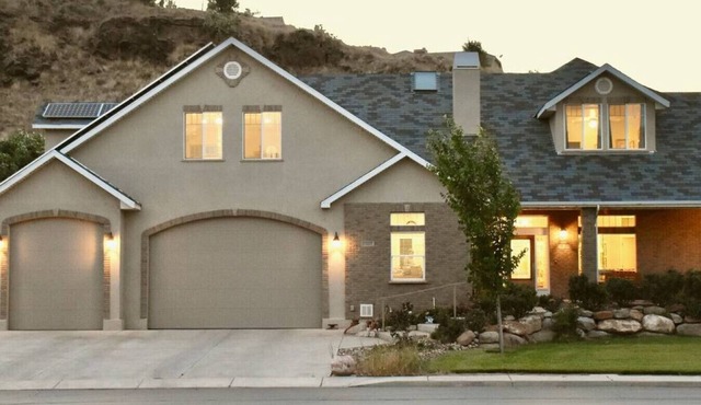 LV4 Large Basement Apartment for Zion Homebase