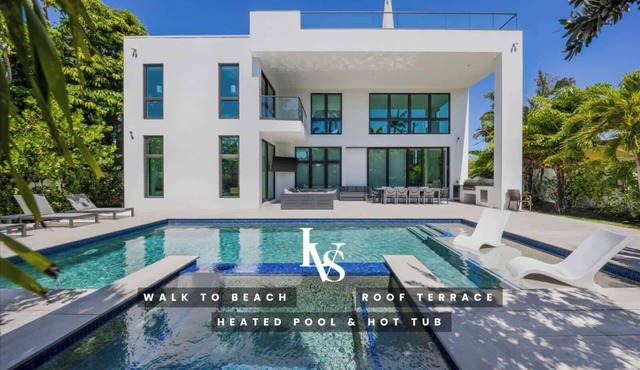 LVS Villa Blanco 6BR Coastal Oasis with Rooftop Sunset Deck, Heated Pool, Spa & Walk-to-Beach Access
