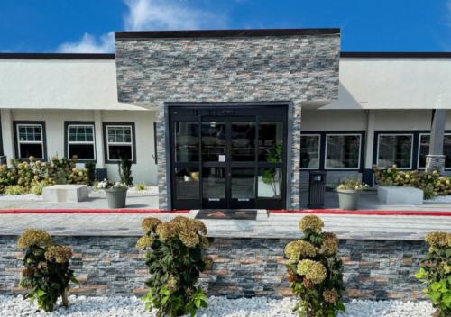 Lx Hotel, SureStay Collection by Best Western