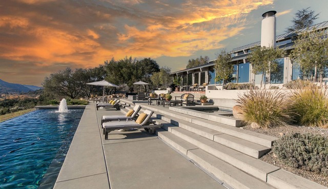 LX31 Carmel Valley Villa with Pool and Hot Tub