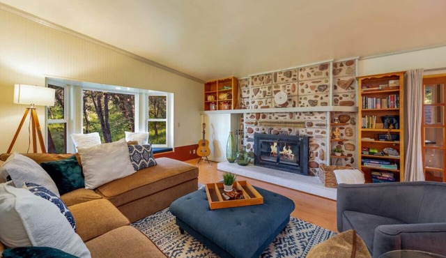 Lyle Canyon/Country Quiet/Solitude/Sleeps 8