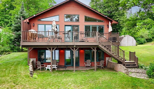 Lyman Fireside Lake House with Game Room