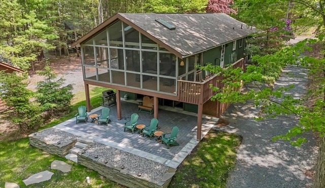 Lyndale - Unbelievable Lakefront Beauty - 5 bedrooms