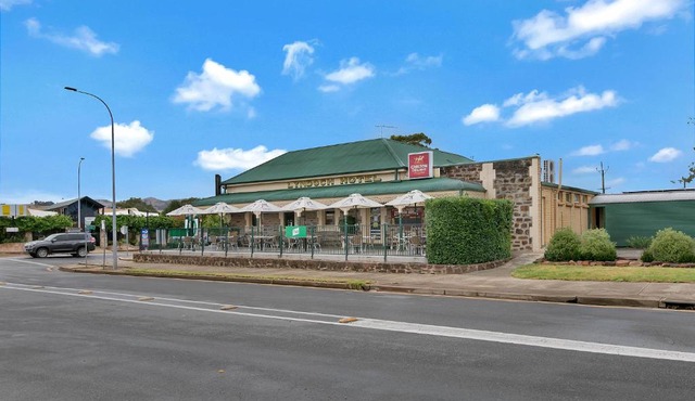 Lyndoch Hotel