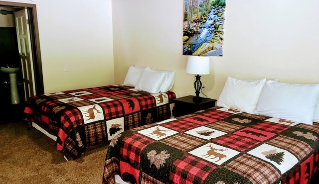 Lynnhurst Resort Motel #9.Dog Friendly Jet Ski Rentals on site