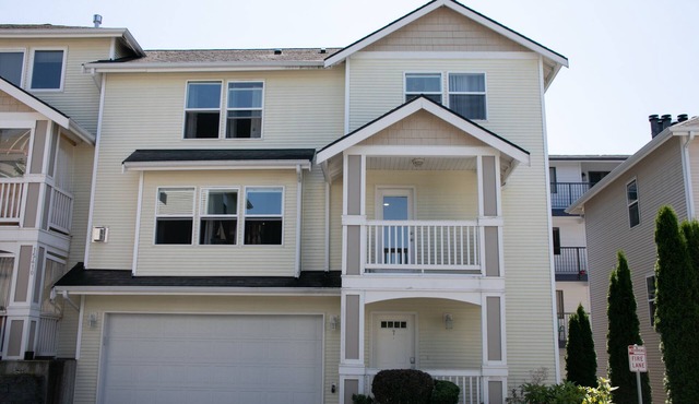 Lynnwood Airport-Retreat