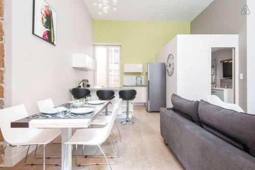 Lyon 2, Plein centre, 60m2, Place des Jacobins