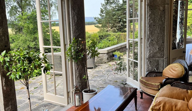 Lys-Na-Greyne Country House