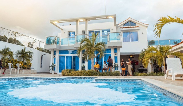 Mónaco Village Playa Palenque