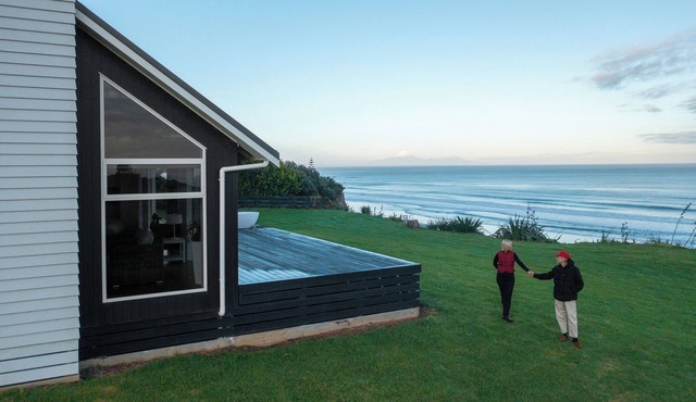 Mōkau Beach House