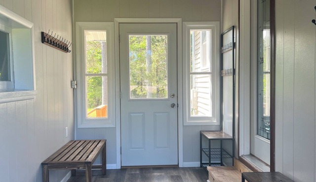 M-28 HousenDirect Trail Access - Ample Trailer Parking - Year-Round Fun