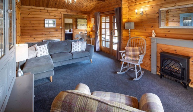 Mallard - sleeps 6 guests in 3 bedrooms