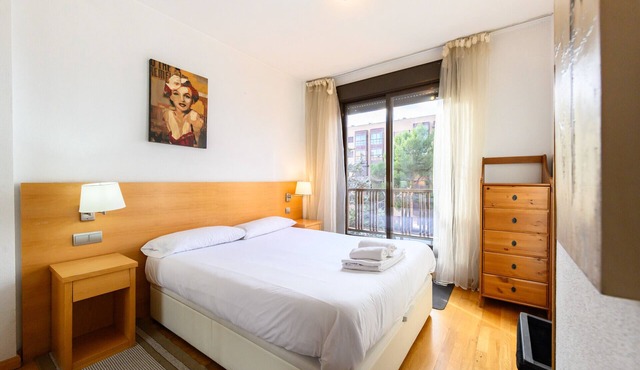 M (SAM12) Fantastic one bedroom apartment in Madrid