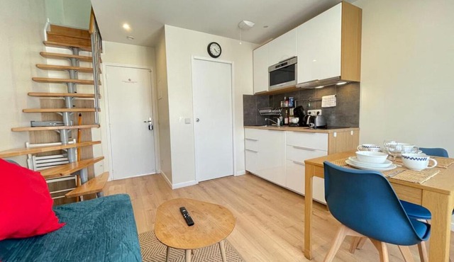 M8 Le vieux MassyRER600mOrly20 minNetflixNeuf