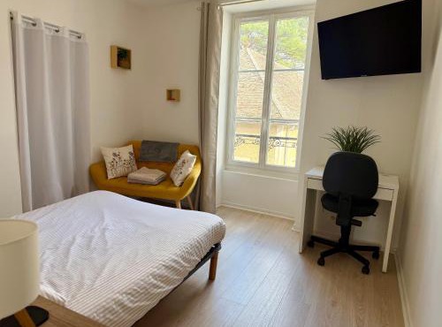 Ma Belle Conciergerie - COSY 2pièces centre Historique Milly-La-Foret