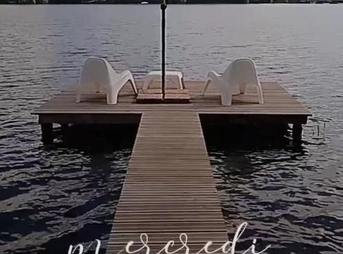 Ma Cabane Au Bord Du Lac