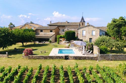 MA CHAMBRE A SAINT AMOUR