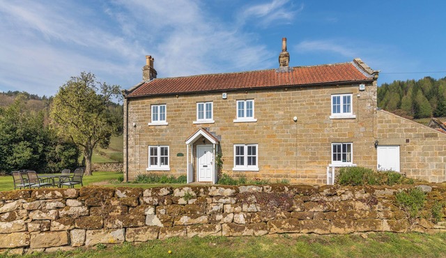 Manor House Farm - UK49536