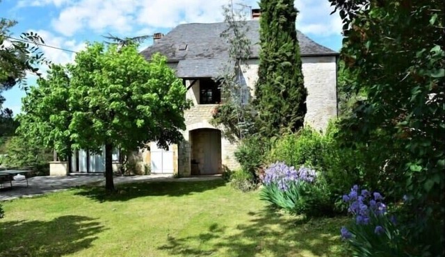 Ma maison de famille en Quercy avec piscine