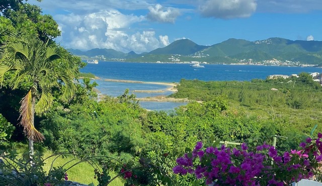 Magnificent cliff side villa awaits you.