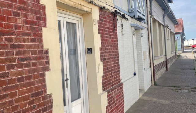 Ma Toquade, a small fisherman's cottage 50 metres from the beach