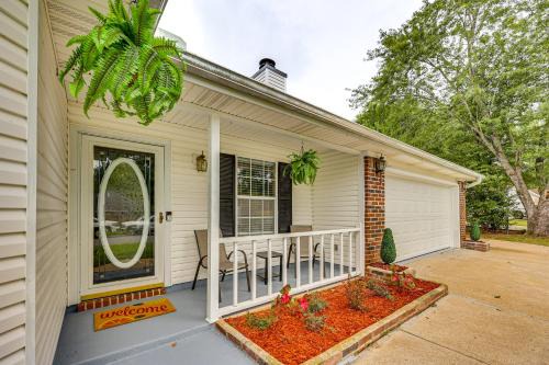 Mabelvale Home with Grill 12 Mi to Little Rock!