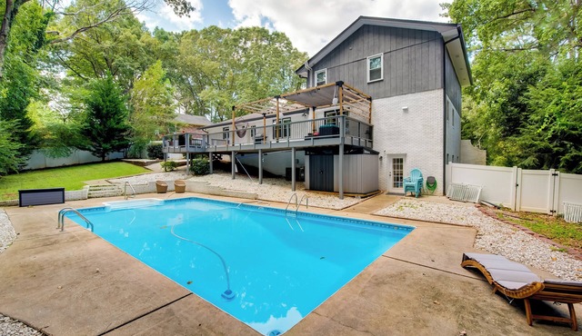 Mableton Home w/Private Pool ~ 15 Mi to ATL!