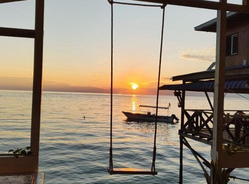 Mabul's Only Private All-inclusive House - Turtle Garden Lodge