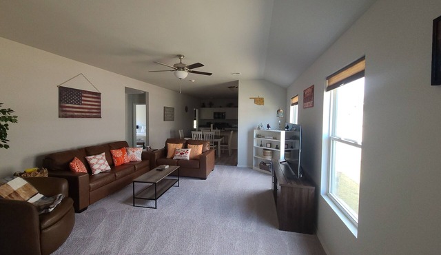Mac's Cozy Farmhouse