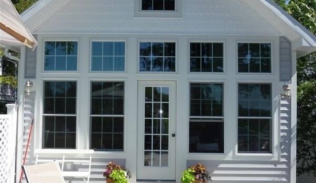 Macatawa Cottage with Amazing Views and Private Beach!