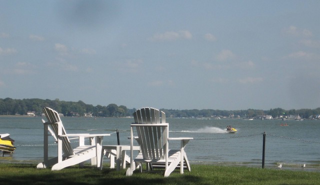 Macatawa Lake View Cottage by State Park and Bike Trails