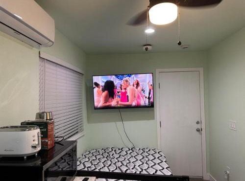 Macau Studio-Guesthouse by Sac State and UCDMC