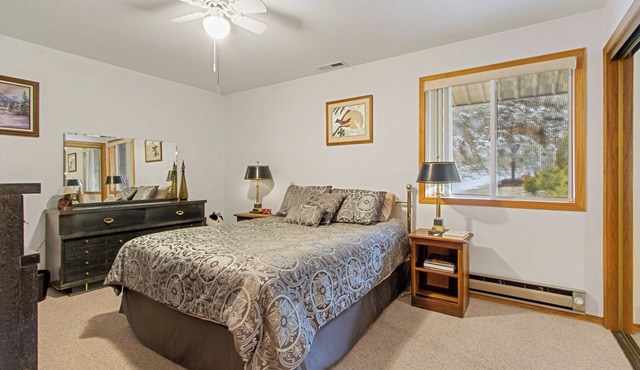 Mack and Spot House with incredible views!