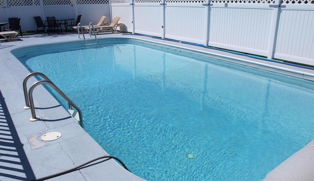 MacKenzie's Motel & Cottages