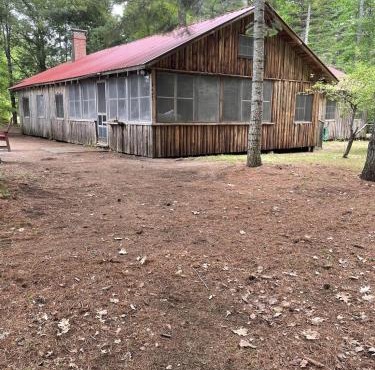 MACKINNEY CAMP - LIMIT 8 cottage