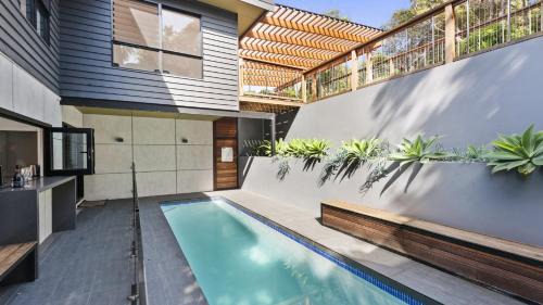 Macmasters Coastal Retreat - Heated Pool