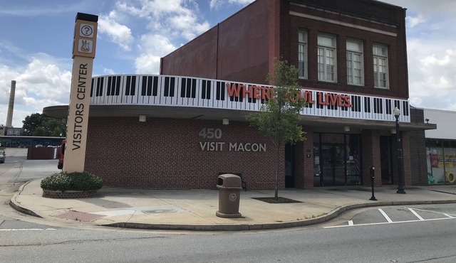Macon Relax & Rejuvenate Loft