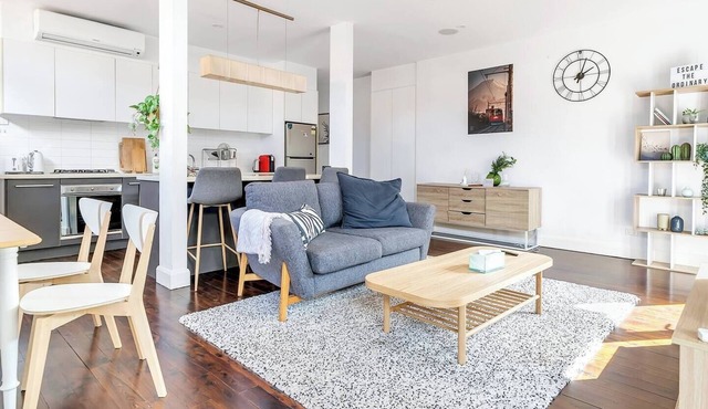 Made in Sydney Chic Shop Conversion with Courtyard