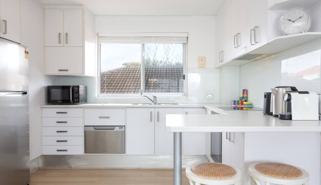 MadeComfy Trendy Apartment on Dee Why Beach