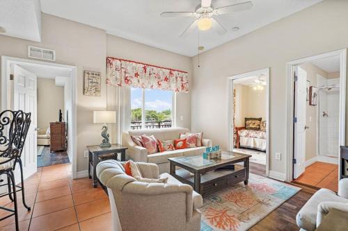 Madeira Bay Resort Bayfront Oasis 1BD 2BA with