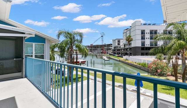 Madeira Beach Yacht Club 151H | Balcony, Pool + Hot Tub Access