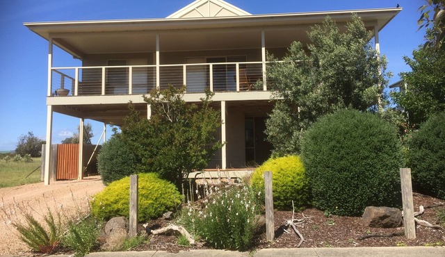 MADEIT - located at Coronet Bay