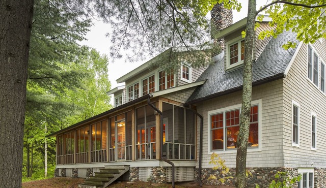Madeline Island Cottage Overlooking Apostle Islands