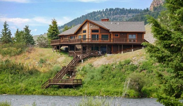 Madison Bend River House -TOP FLOOR-