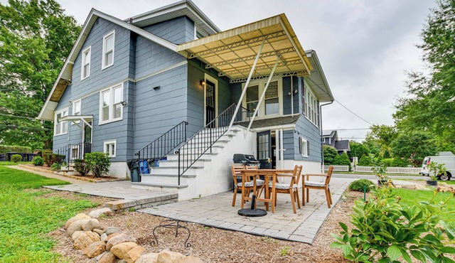 Madison Home: Walk to Main Street!