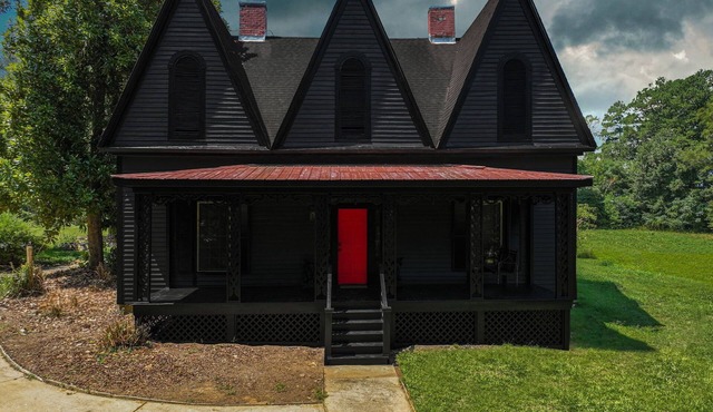 Madison Manor. Stay if you dare!