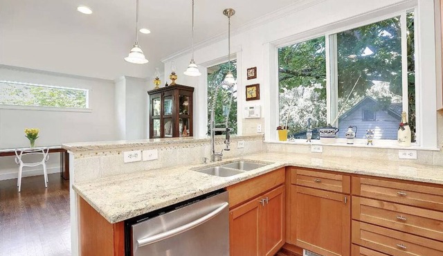 Madison Park House - Ideal for Tech Professionals